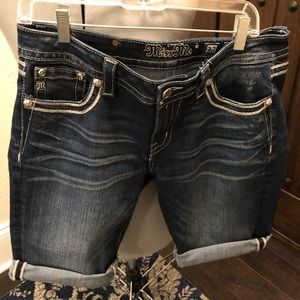 Miss Me Bermuda shorts